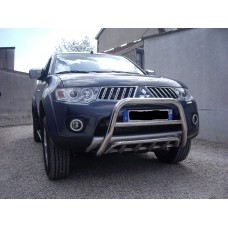 Защита переднего бампера - кенгурятник с грилем (d=70) для Mitsubishi L200 L200