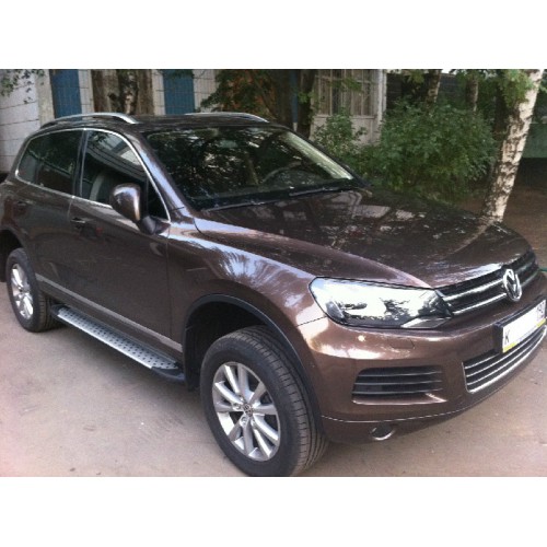 Пороги - Almond (алюминий+пластик) для Volkswagen Touareg TOUAREG